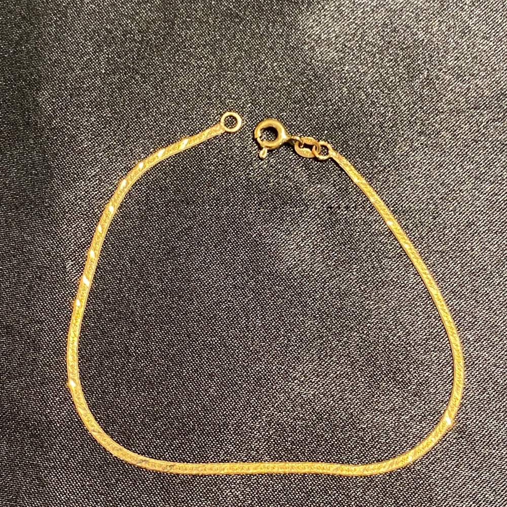 14K Gold Diamond Cut Serpentine Bracelet